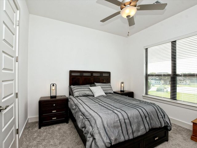 113 Tesoro Perdido CV, Liberty Hill, TX 78642