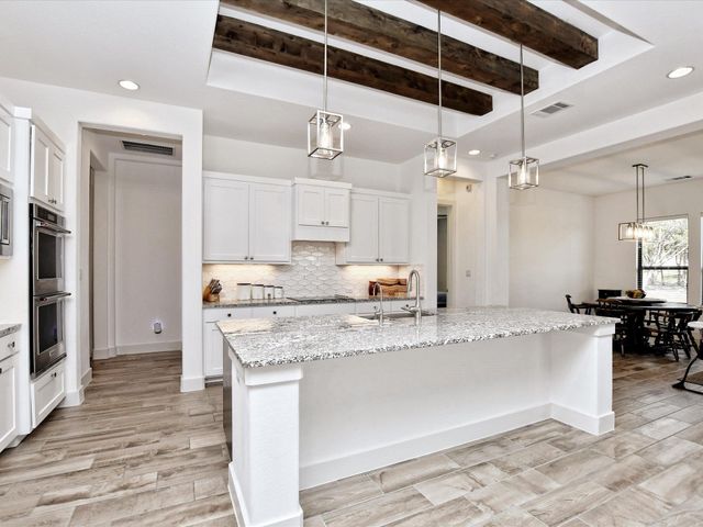 113 Tesoro Perdido CV, Liberty Hill, TX 78642