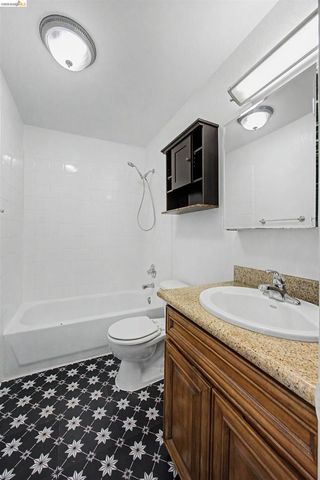 222 Piedmont Lane, Pittsburg, CA 94565