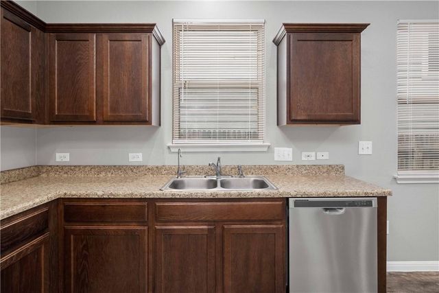 251 Pearl WAY, Buda, TX 78610