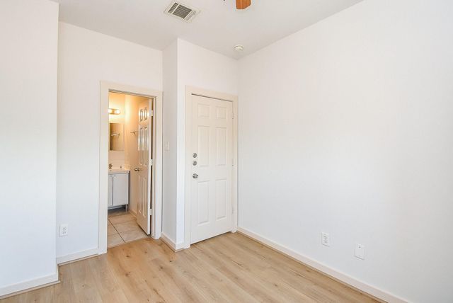 4106 Mckinney Street, Houston, TX 77023
