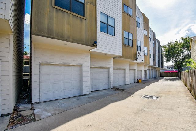 4106 Mckinney Street, Houston, TX 77023