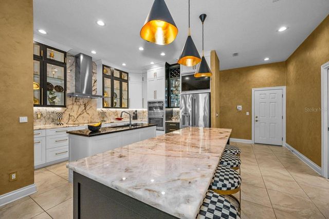 970 SOUTHERN PINE COURT NE, St Petersburg, FL 33703