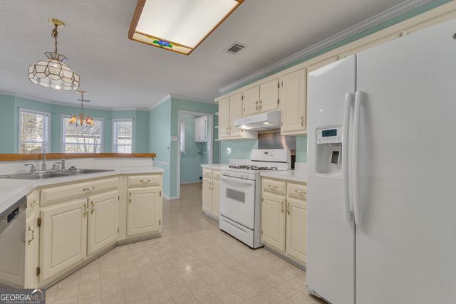 165 Masters Drive, Newnan, GA 30265