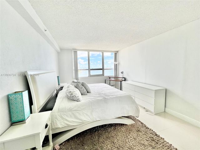 1500 Bay Rd 1232S, Miami Beach, FL 33139