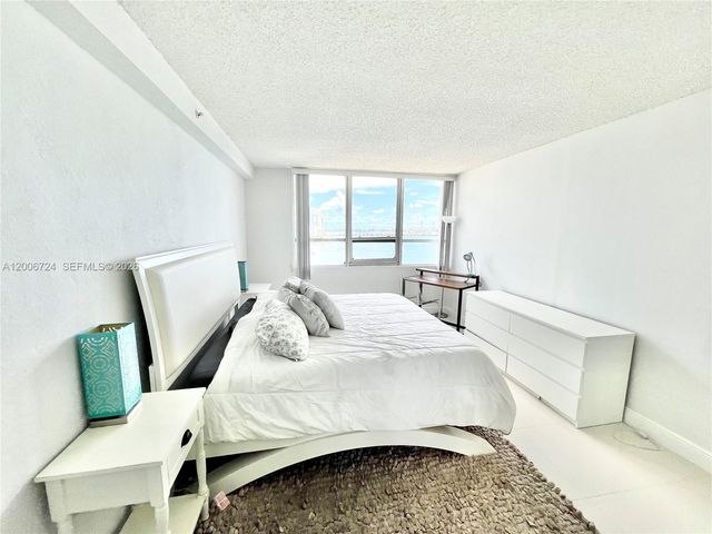 1500 Bay Rd 1232S, Miami Beach, FL 33139