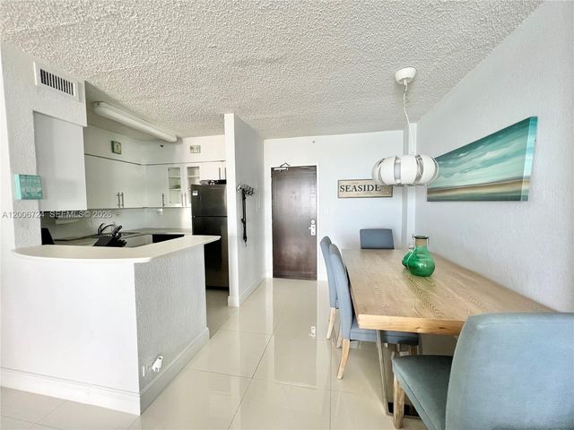 1500 Bay Rd 1232S, Miami Beach, FL 33139