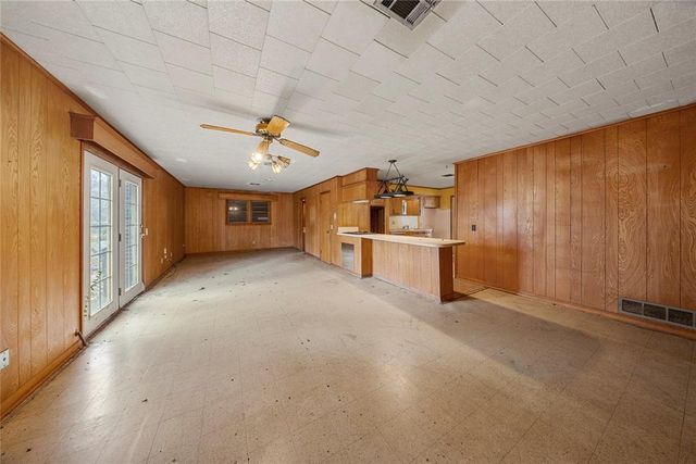 5337 NW 45th Street, Warr Acres, OK 73122