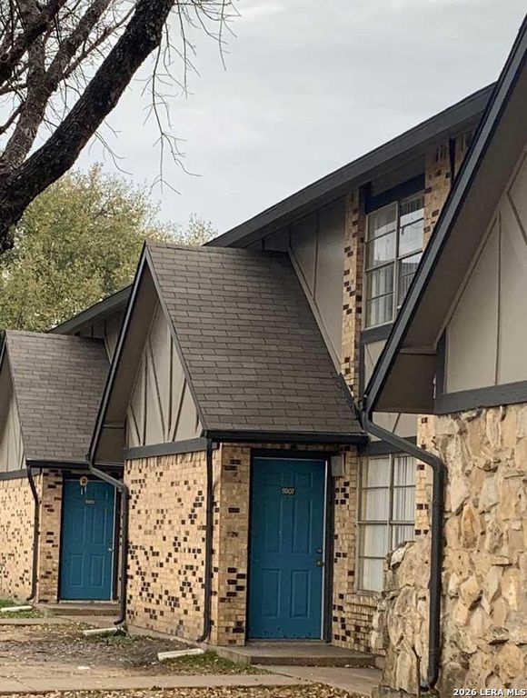 1355 N JIM MILLER RD # 2, Dallas, TX 75217