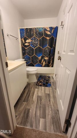 6014 Farm Gate Road, Raleigh, NC 27606