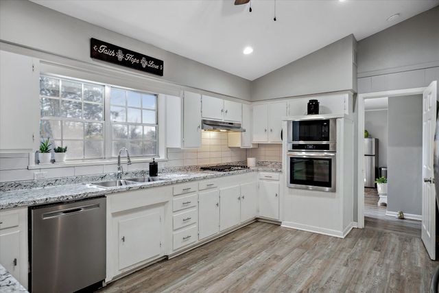 103 Brandon, Edgewood, TX 75117