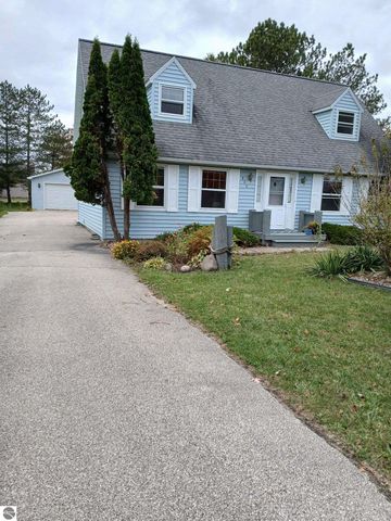 806 S Augres River Drive, Au Gres, MI 48703