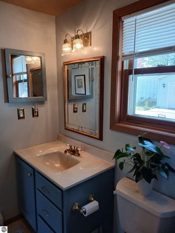 806 S Augres River Drive, Au Gres, MI 48703