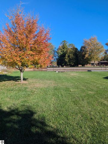 806 S Augres River Drive, Au Gres, MI 48703