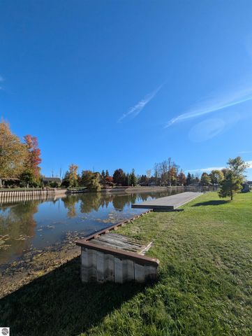 806 S Augres River Drive, Au Gres, MI 48703