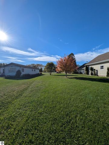 806 S Augres River Drive, Au Gres, MI 48703