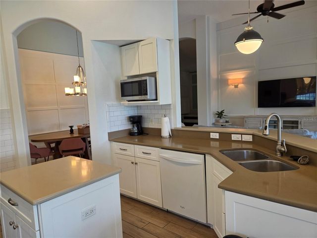 6339 ROOKERY CIRCLE, Bradenton, FL 34203