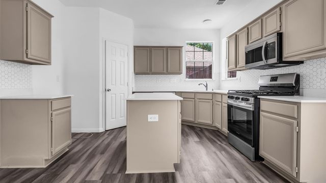 836 Snapdragon Lane, Plano, TX 75075