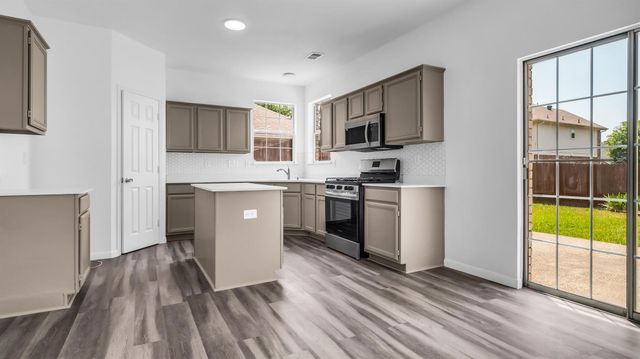 836 Snapdragon Lane, Plano, TX 75075