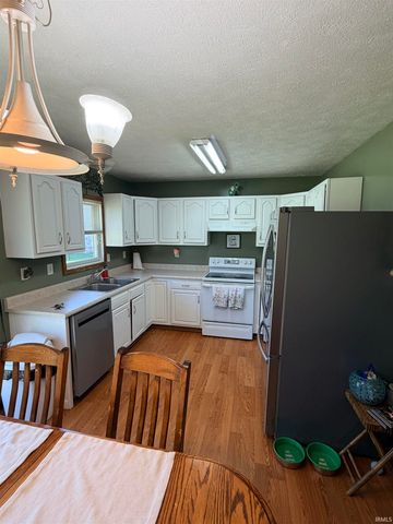 979 HIGHFIELD Court, Middlebury, IN 46540