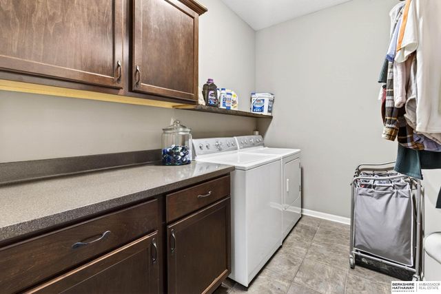 2001 S 195th Street, Omaha, NE 68130