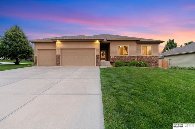 2001 S 195th Street, Omaha, NE 68130