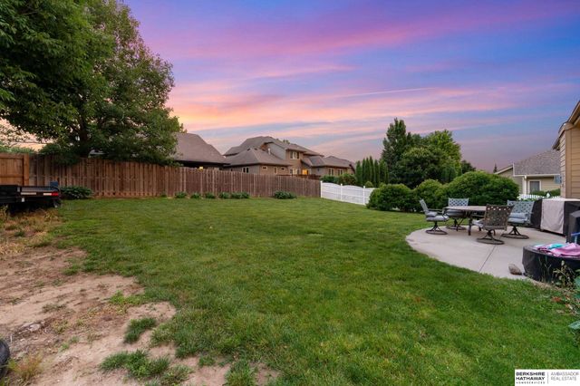 2001 S 195th Street, Omaha, NE 68130
