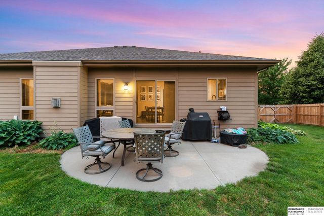 2001 S 195th Street, Omaha, NE 68130