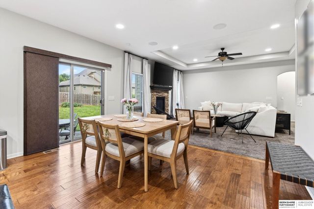 2001 S 195th Street, Omaha, NE 68130