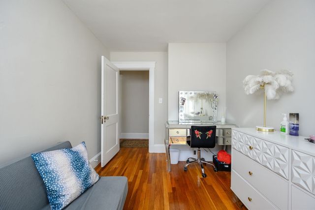 47 Academy Ave, Weymouth, MA 02189