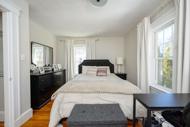 47 Academy Ave, Weymouth, MA 02189