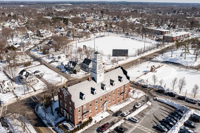 47 Academy Ave, Weymouth, MA 02189