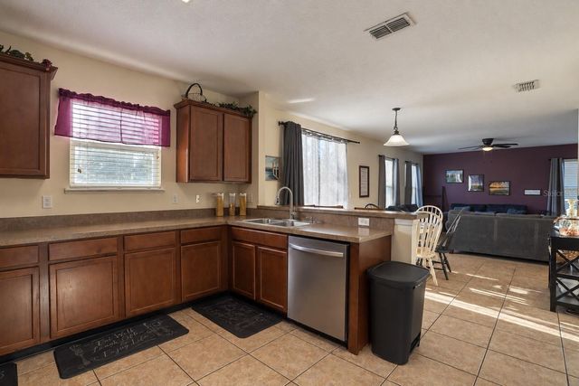 1921 BETSY ROSS LANE, St Cloud, FL 34769