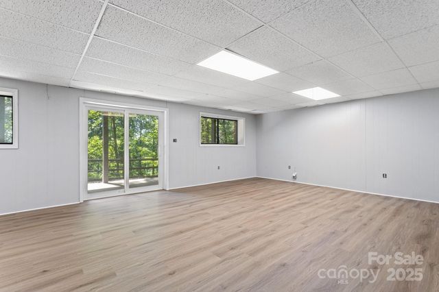 56 Cardinal Circle, Tryon, NC 28782