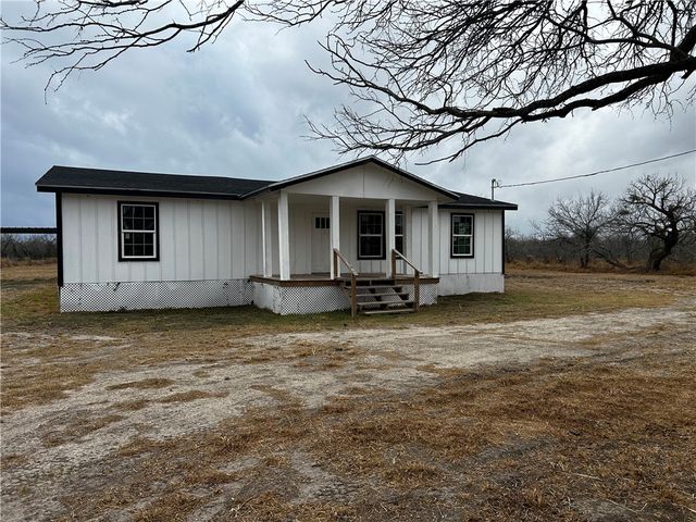 12263 Villarreal St, Sinton, TX 78387