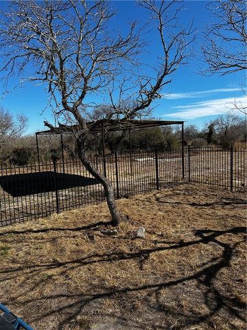 12263 Villarreal St, Sinton, TX 78387