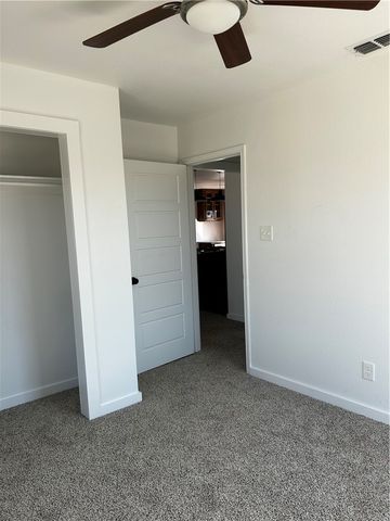 12263 Villarreal St, Sinton, TX 78387