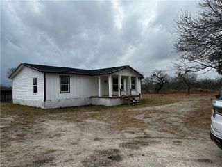12263 Villarreal St, Sinton, TX 78387