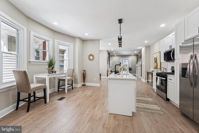 1220 S 52ND ST, Philadelphia, PA 19143