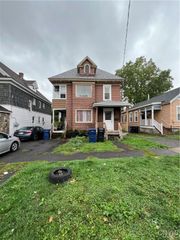 309 Griffiths Street 11, Syracuse, NY 13208