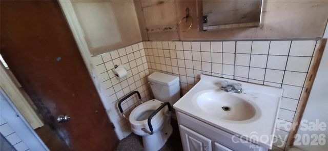 1036 Curve View Road, Lincolnton, NC 28092