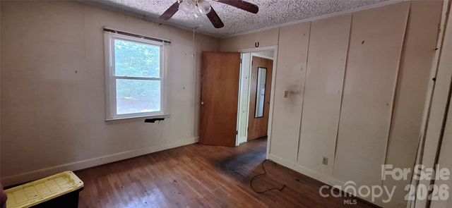 1036 Curve View Road, Lincolnton, NC 28092