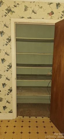 1036 Curve View Road, Lincolnton, NC 28092