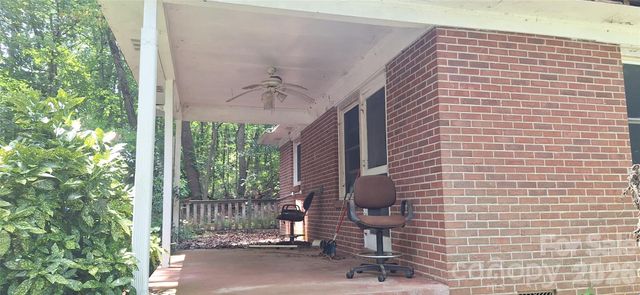 1036 Curve View Road, Lincolnton, NC 28092