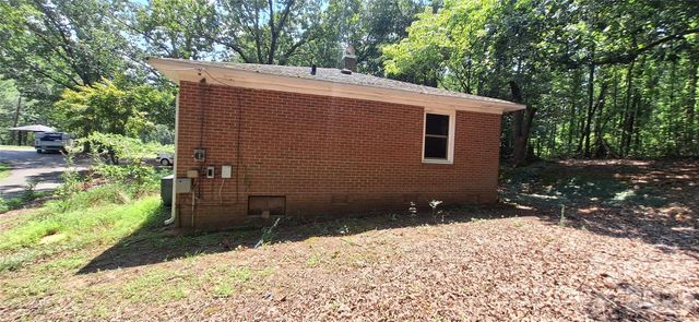1036 Curve View Road, Lincolnton, NC 28092