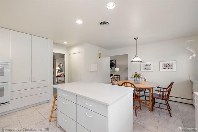 1429 Quarton Road, Birmingham, MI 48009