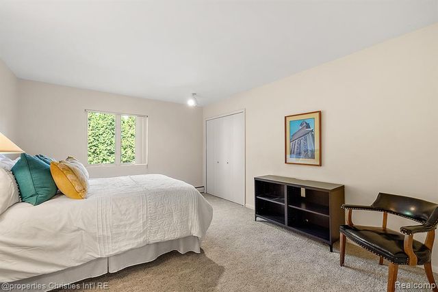 1429 Quarton Road, Birmingham, MI 48009