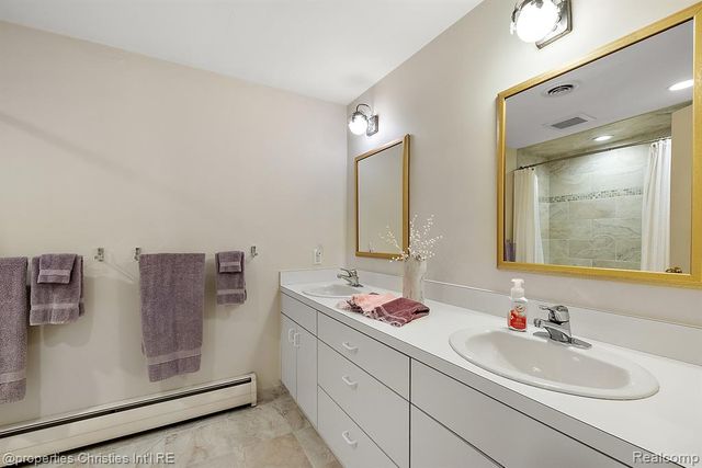 1429 Quarton Road, Birmingham, MI 48009