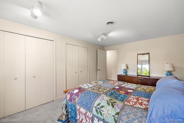 1429 Quarton Road, Birmingham, MI 48009