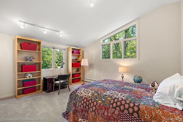 1429 Quarton Road, Birmingham, MI 48009